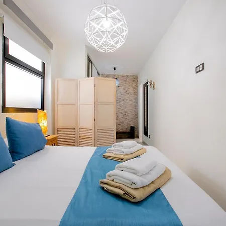 Apartman La Caleta Sunrises *